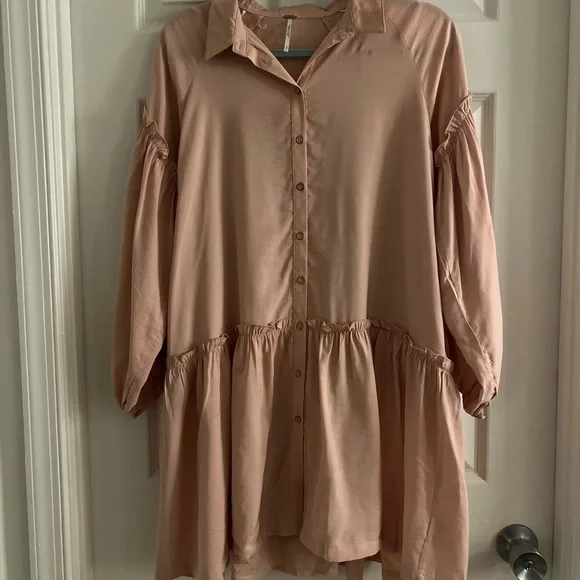 Free People Peach/pink Button Down Babydoll Mini Dress. Oversized. Size S. EUC! - Picture 2 of 12